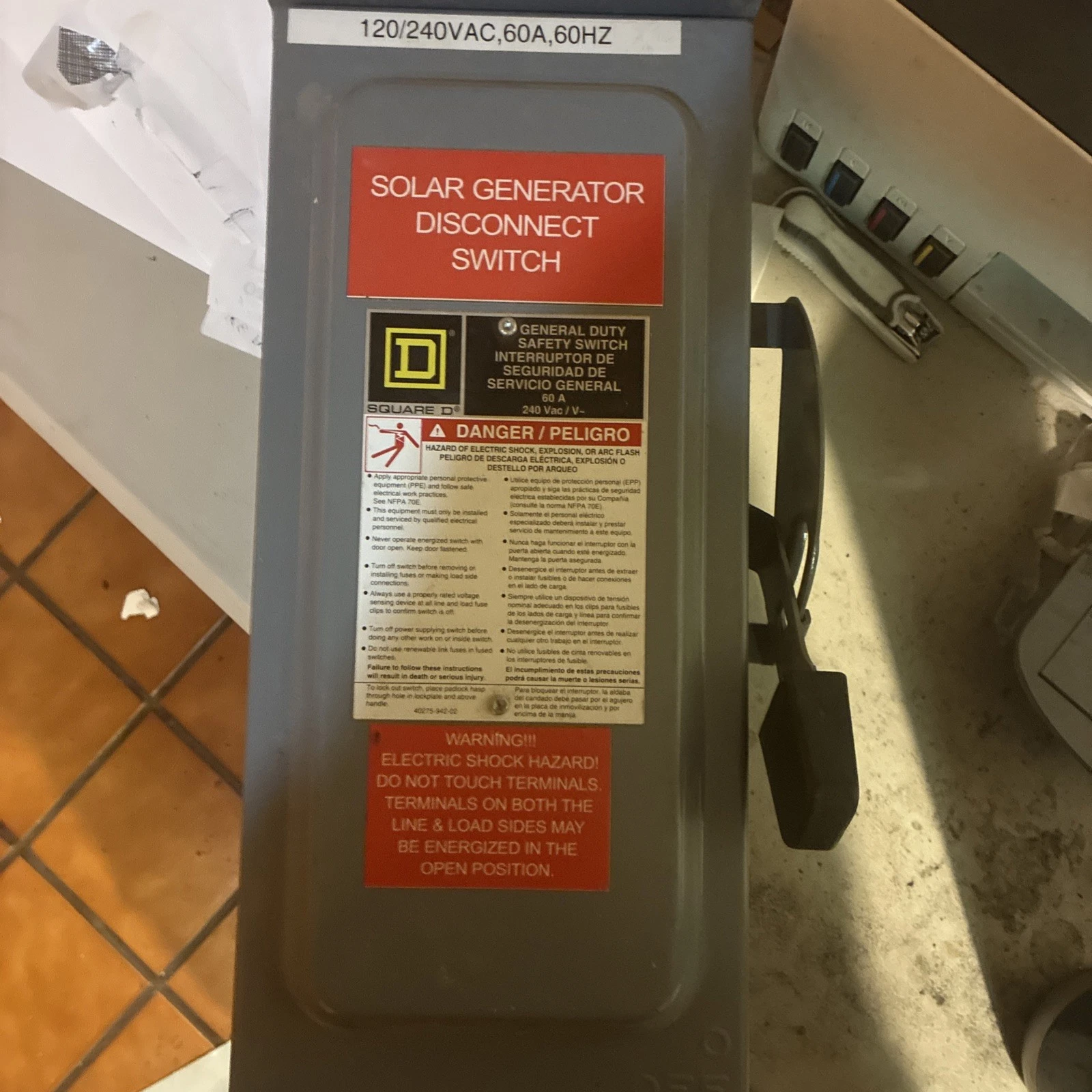 Square D 60A Fused Safety Disconnect Switch w/Interlocked Receptacle - $ REDUCED