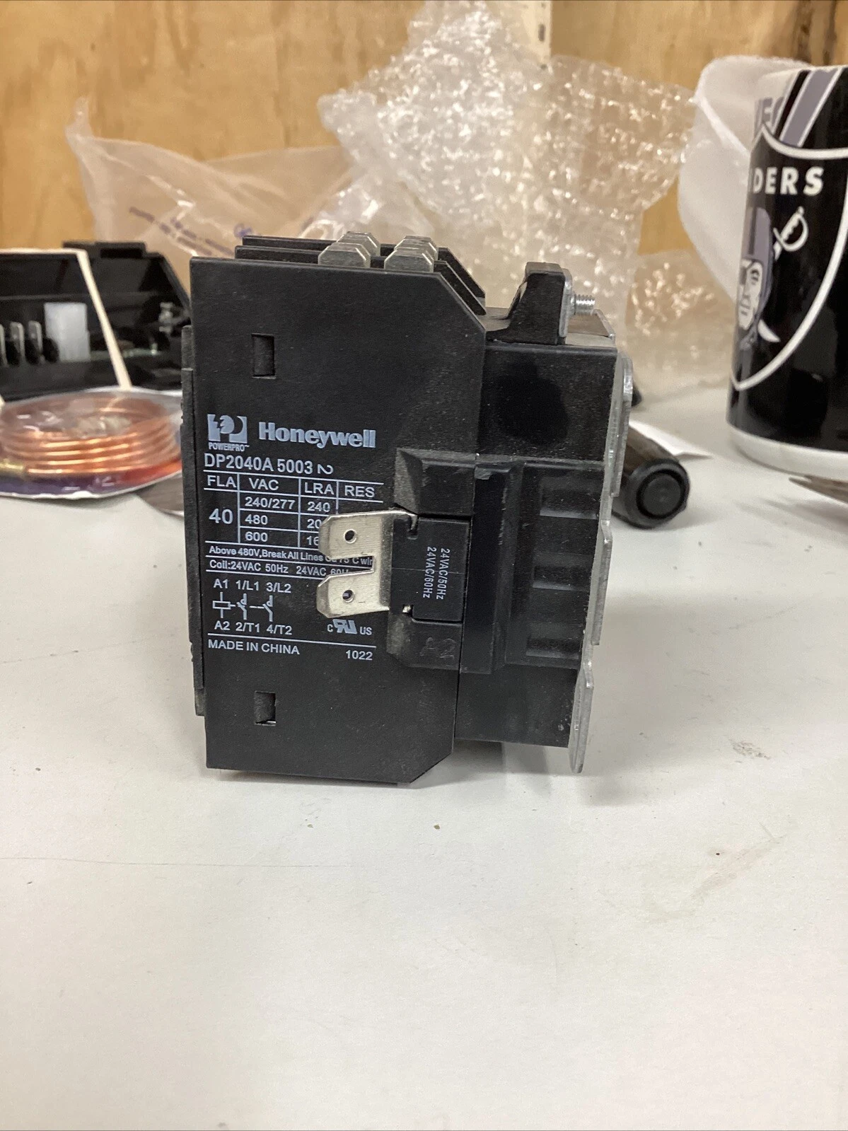 DP2040A50032P Honeywell Definite Purpose Contactor w/ 24V 60Hz Coil NEW
