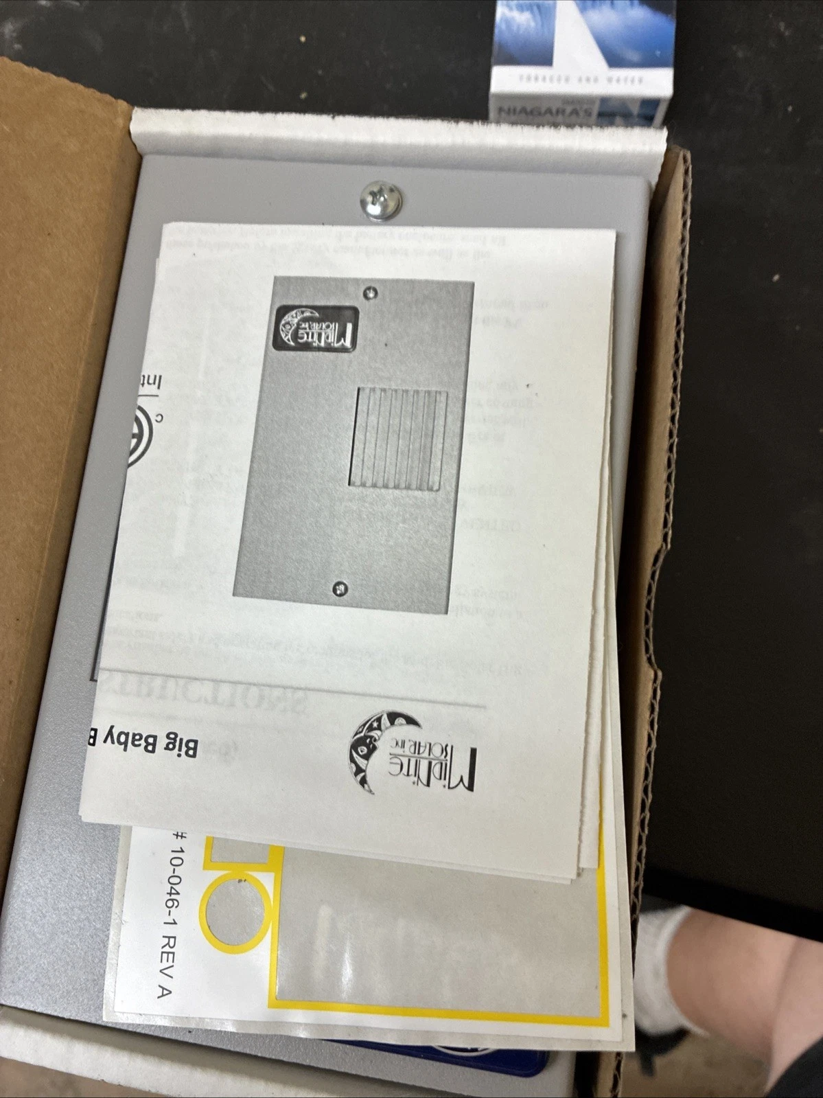 Midnite Solar Big Baby Box MNBIGBABY Enclosure Combiner Breaker Box Solar Wind - Image 3