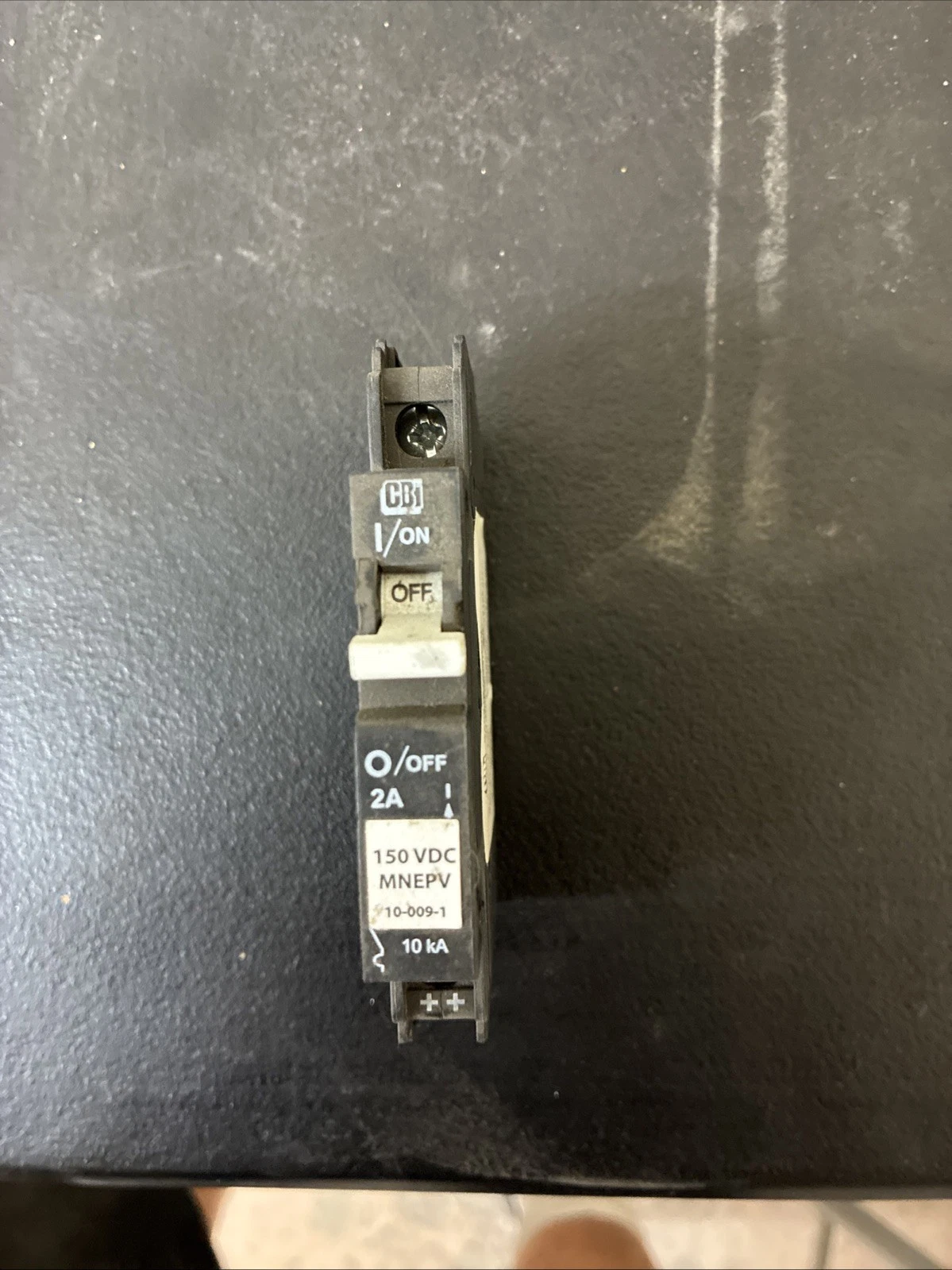 Midnite Solar MNEPV2 Circuit Breaker 2A 150VDC 1-Pole DIN Mount - Image 2