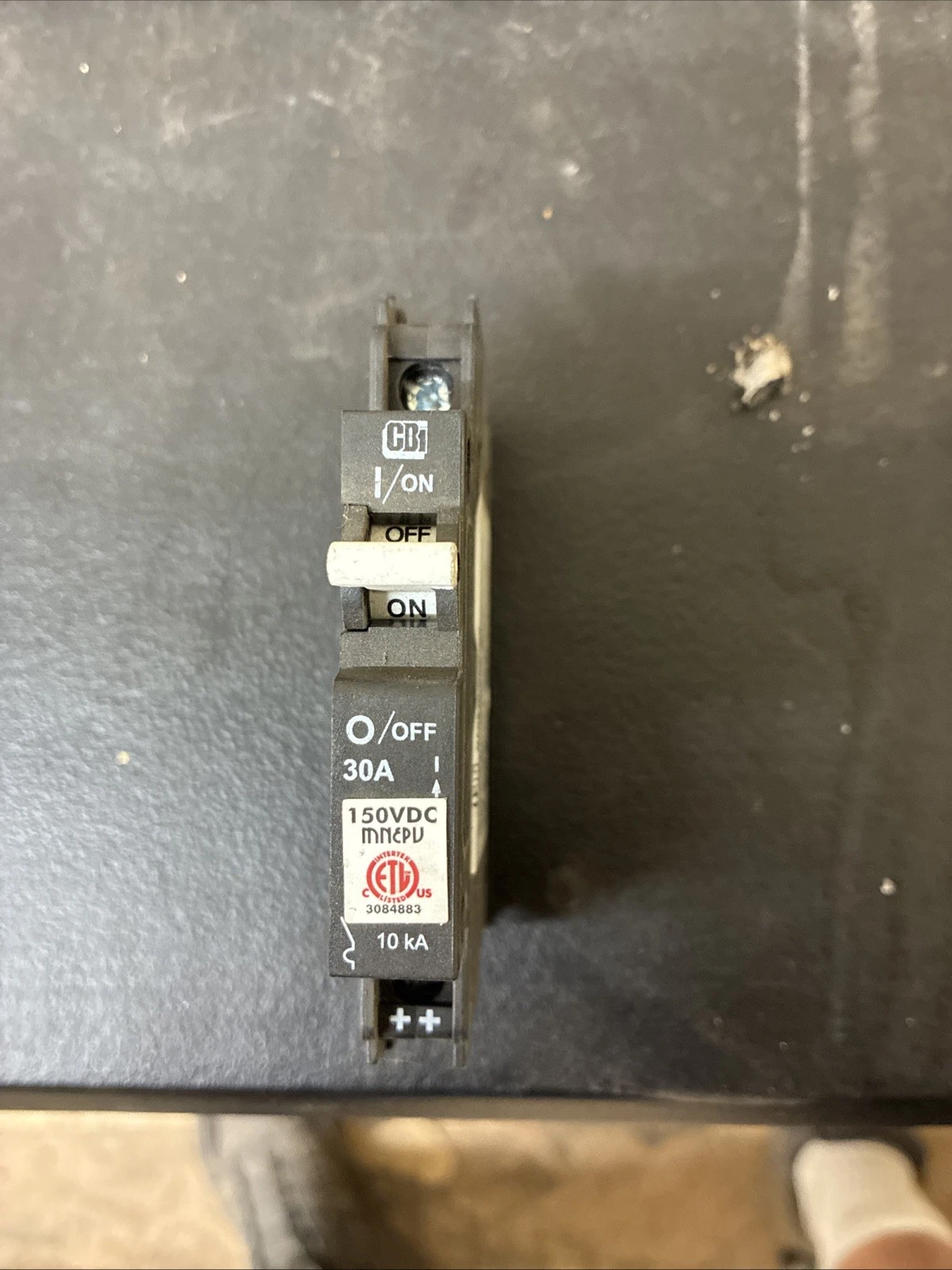 Midnite Solar MNEPV30-150-1PNP Breaker 30A 150VDC 1Pole DIN NON-POLARIZED - Image 2