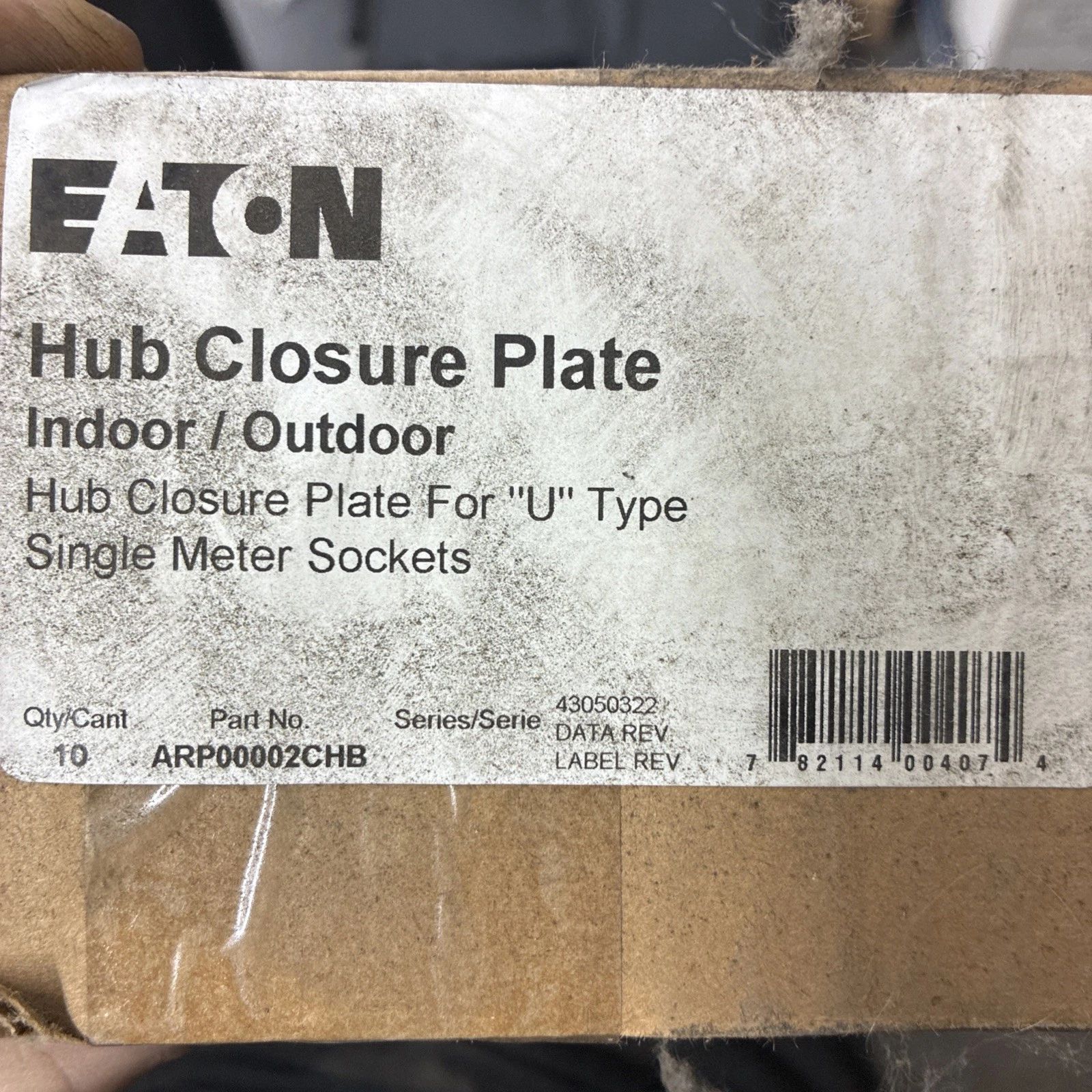 Eaton ARP00002CHB Small Meter Socket Hub Closure Plate 8 L x 5 W in. Lot Of 2 - Image 2